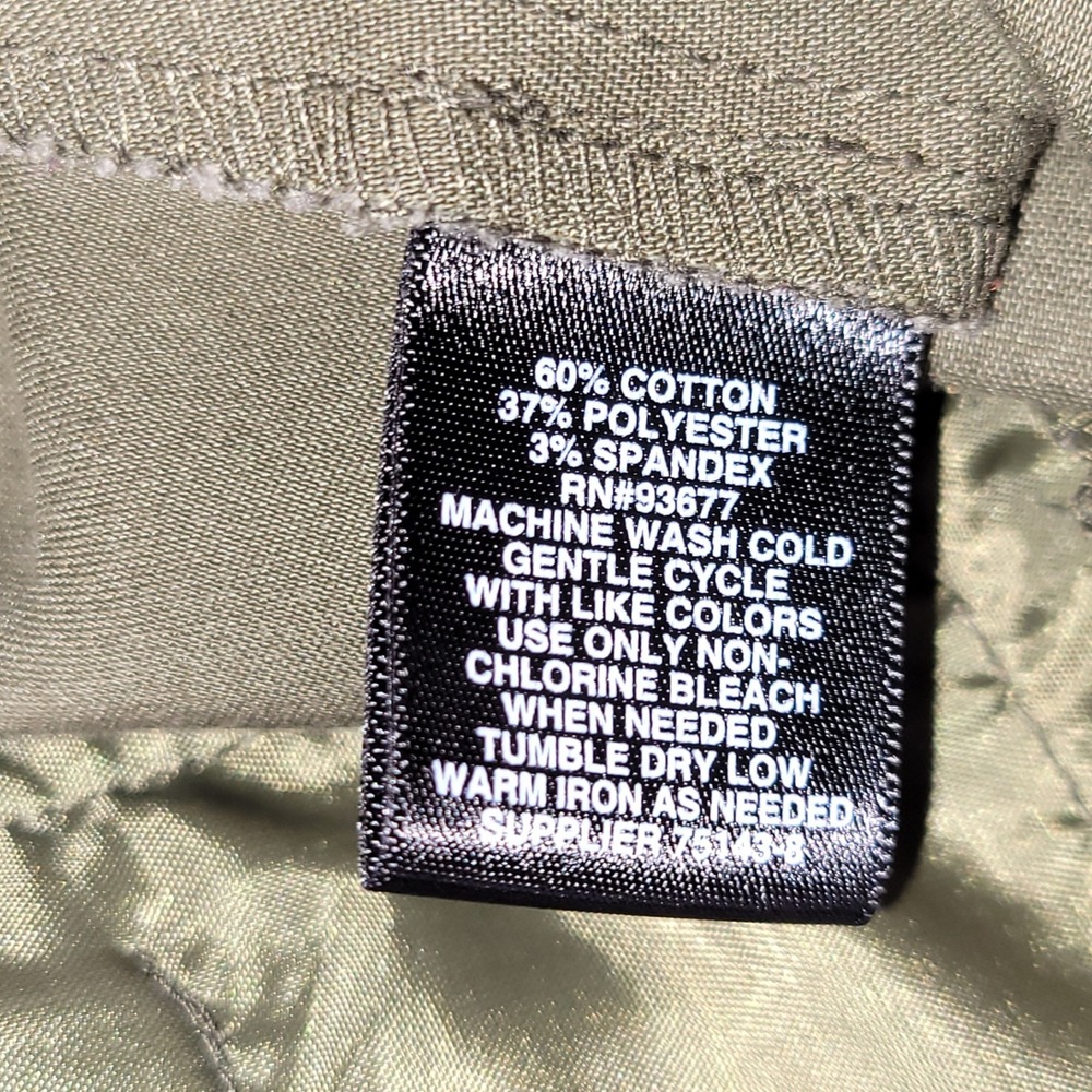Liz Claiborne Career Petite Emma Classic Olive Green Cropped Pants 12P Straight - Picture 4 of 11